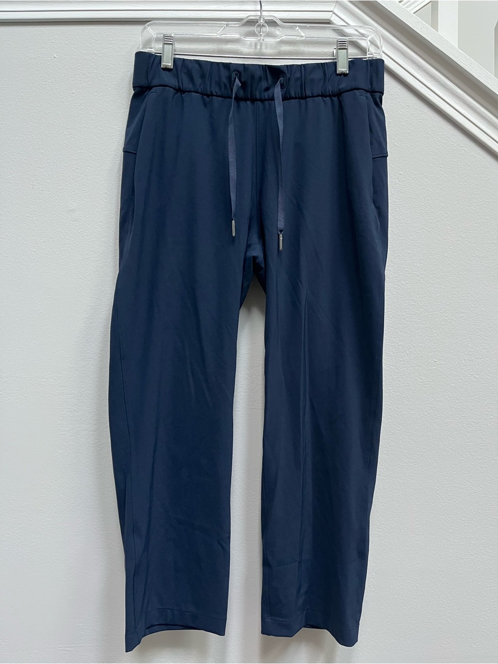 Lululemon on the fly pants in true navy